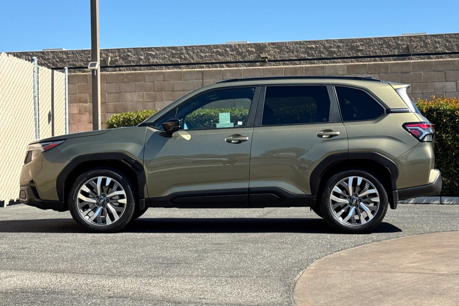 Used 2025 Subaru Forester Touring AWD/4WD image 7