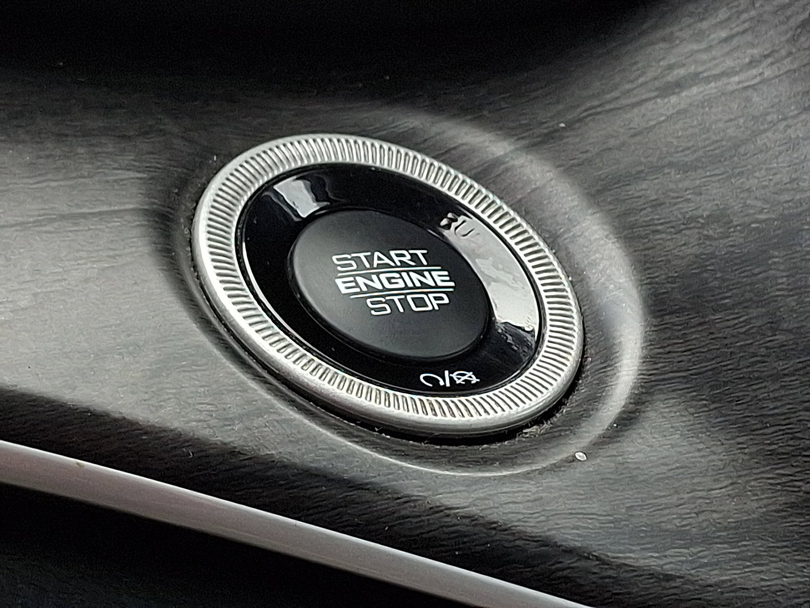 Used 2021 Jeep Grand Cherokee L Limited image 24