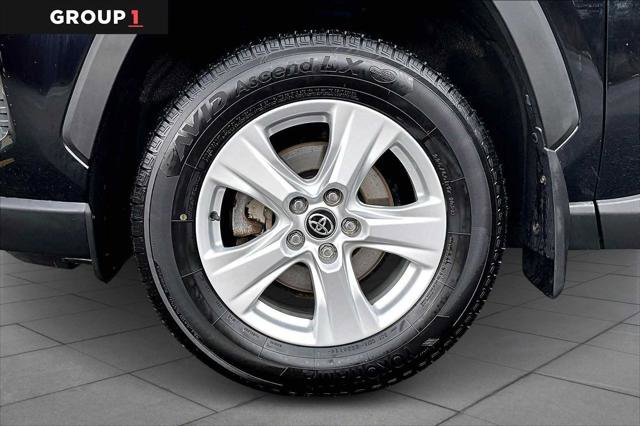 Certified 2020 Toyota RAV4 XLE w/ Convenience Package image 11