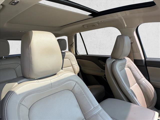 Used 2023 Lincoln Aviator Reserve RWD image 26