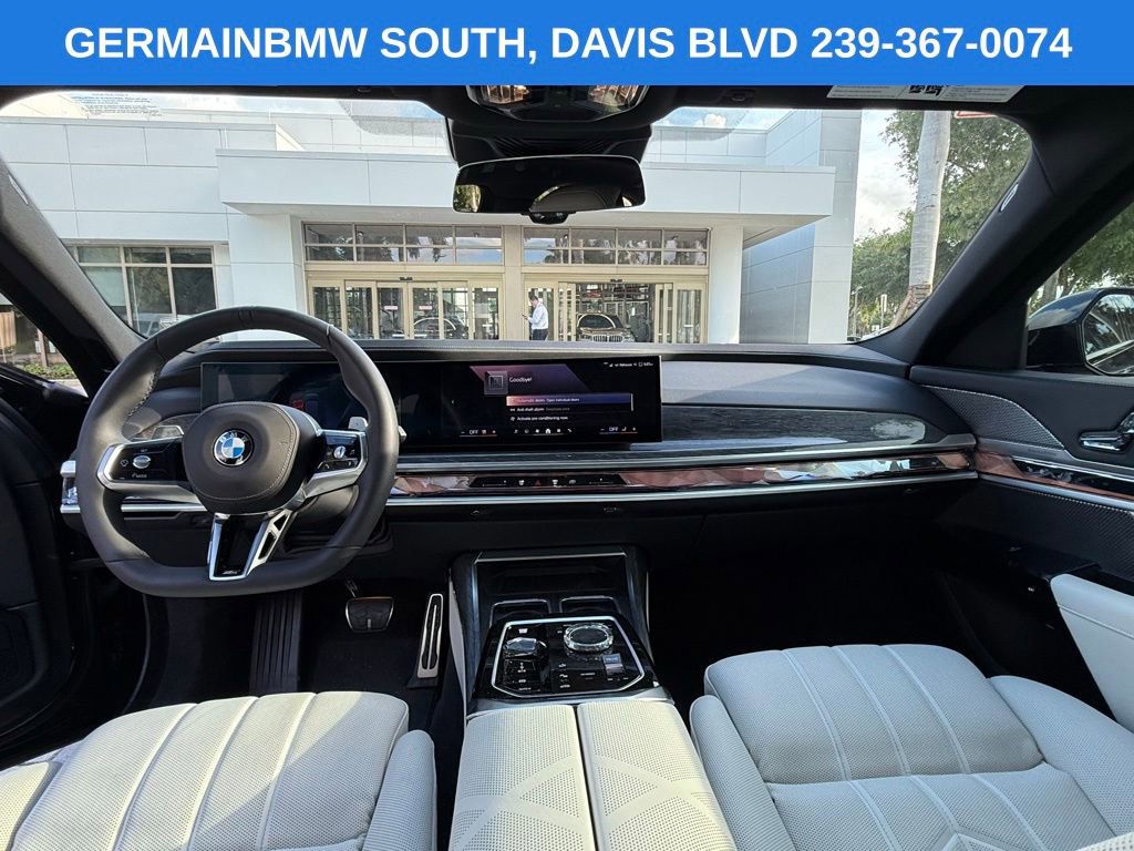 Certified 2025 BMW 760i xDrive w/ Executive Package AWD/4WD image 19
