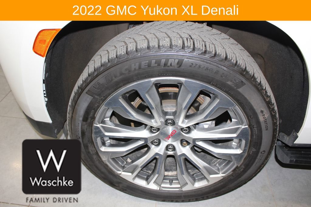 Used 2022 GMC Yukon XL Denali w/ Denali Premium Package AWD/4WD image 12