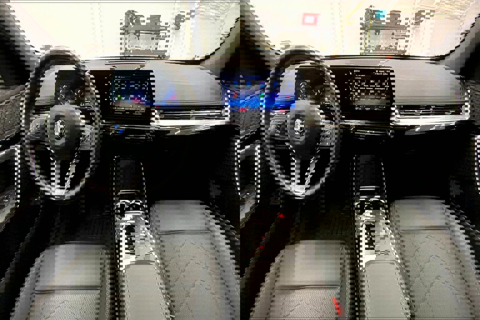 Used 2023 BMW X1 xDrive28i w/ Convenience Package image 16