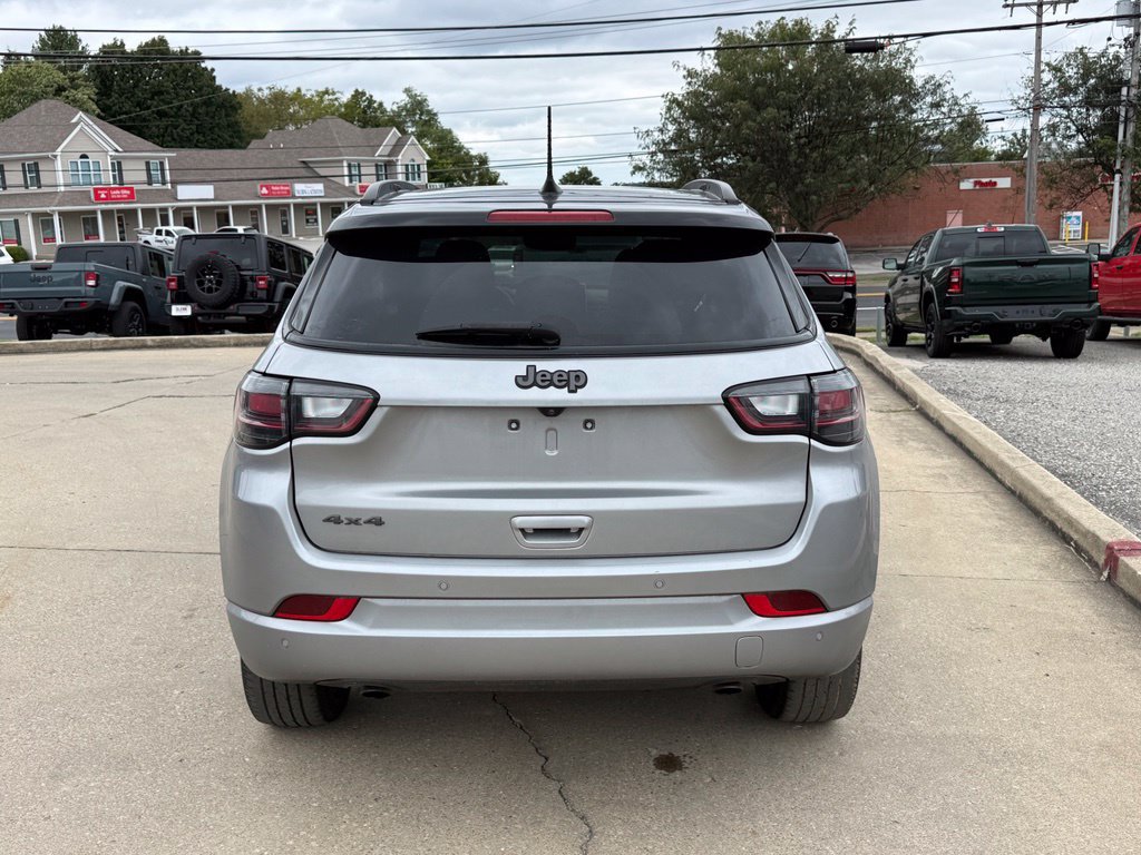 Used 2023 Jeep Compass High Altitude AWD/4WD image 7