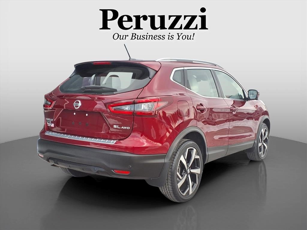 Certified 2022 Nissan Rogue Sport SL image 3