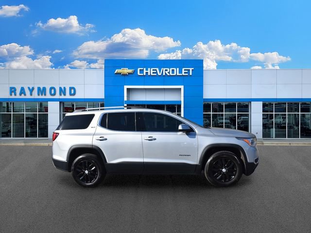 Used 2018 GMC Acadia SLT w/ LPO, Floor Liner Package AWD/4WD image 2