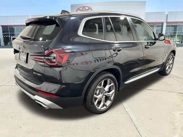 Used 2023 BMW X3 xDrive30i w/ Convenience Package AWD/4WD image 7