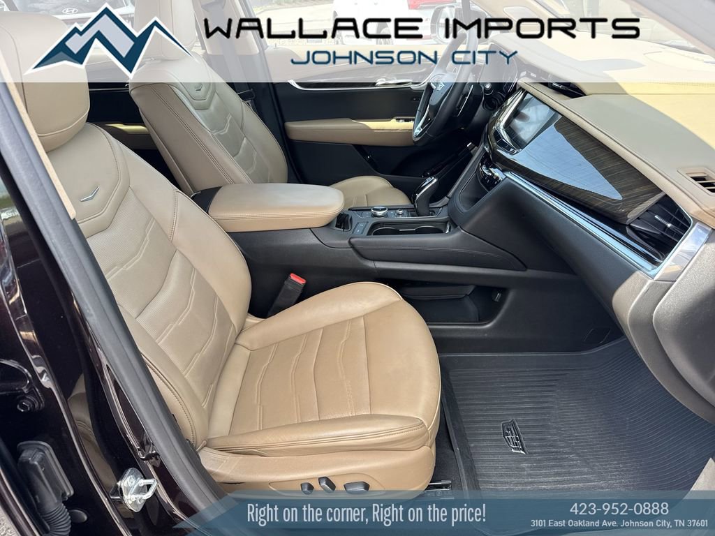 Used 2020 Cadillac XT6 Sport w/ Platinum Package AWD/4WD image 39