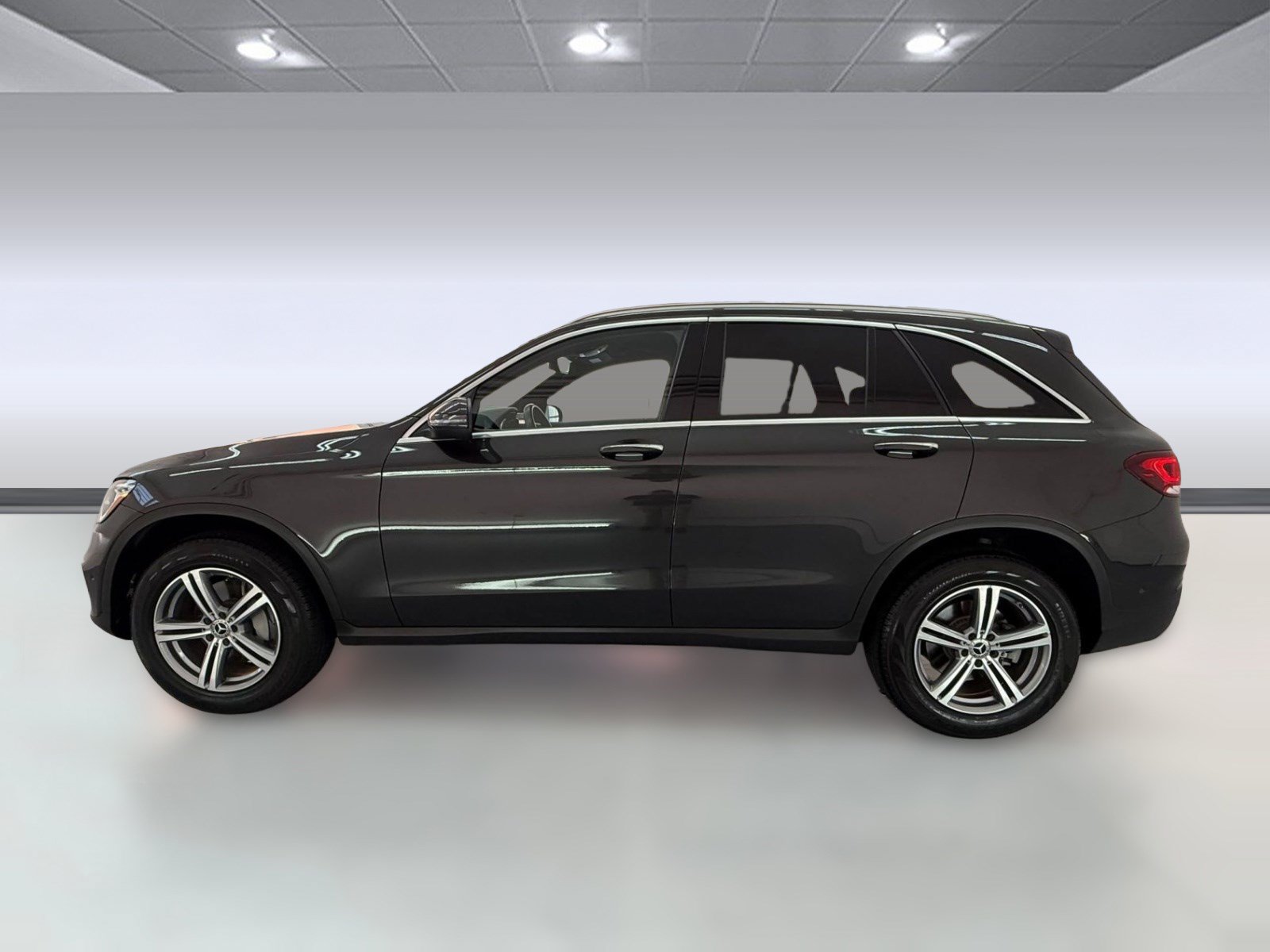 Certified 2022 Mercedes-Benz GLC 300 image 2