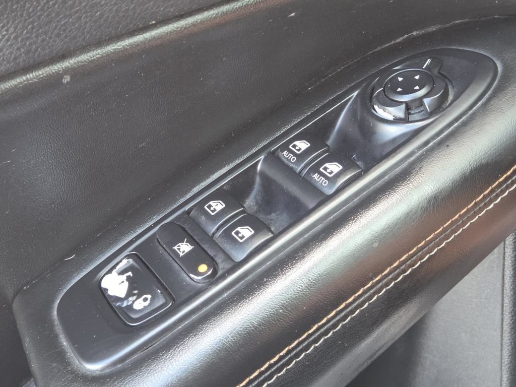 Used 2018 Jeep Compass Latitude AWD/4WD image 21