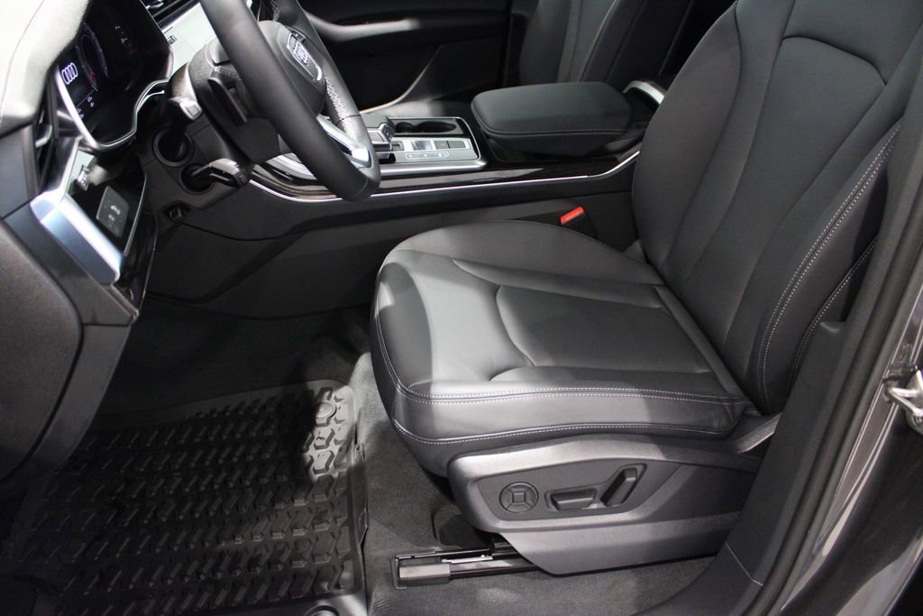 New 2026 Audi Q7 2.0T Premium image 9