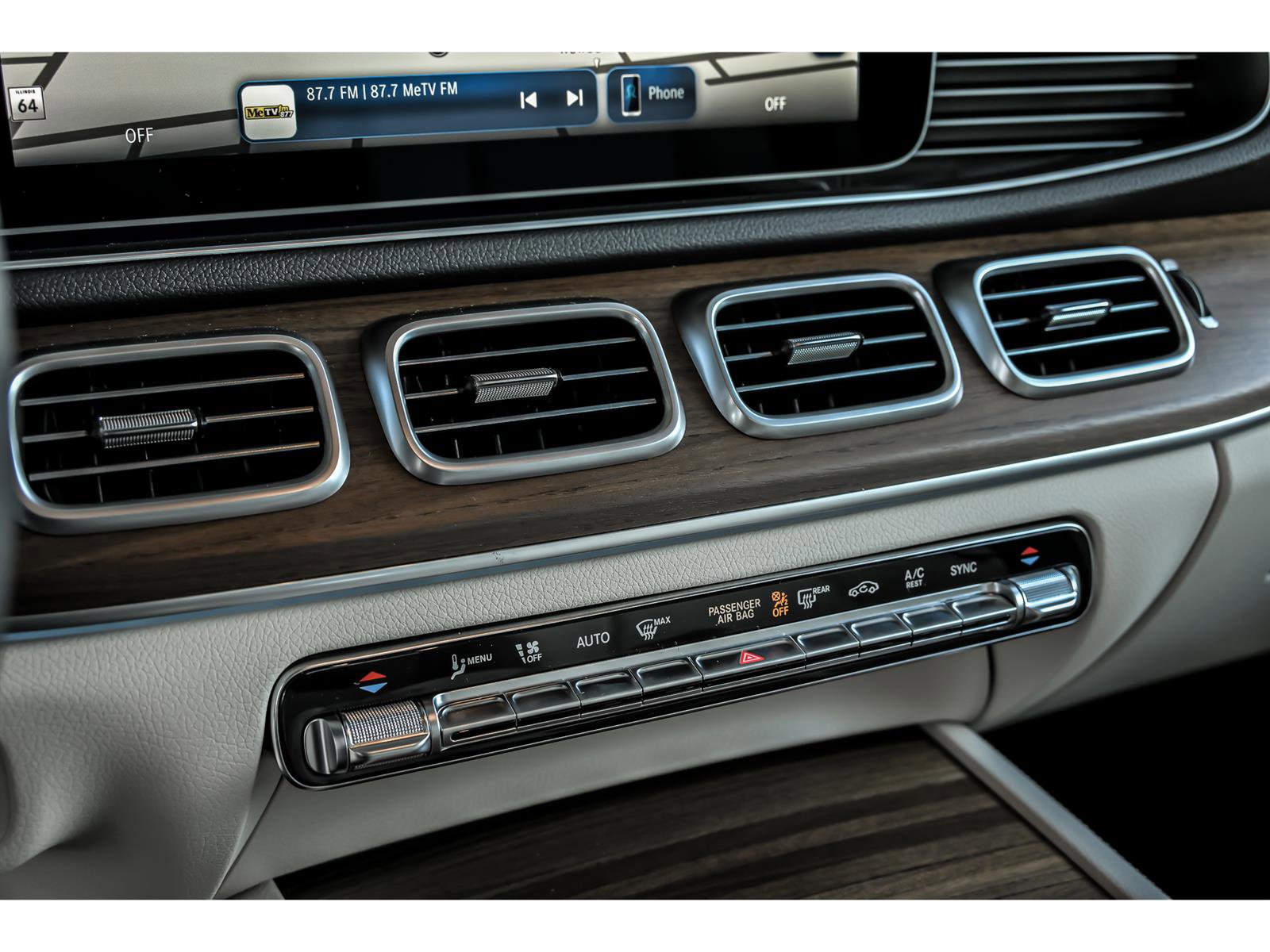Certified 2026 Mercedes-Benz GLE 350 4MATIC image 18