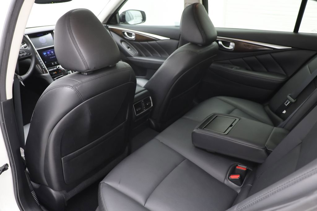 Used 2018 INFINITI Q50 Luxe AWD/4WD image 11