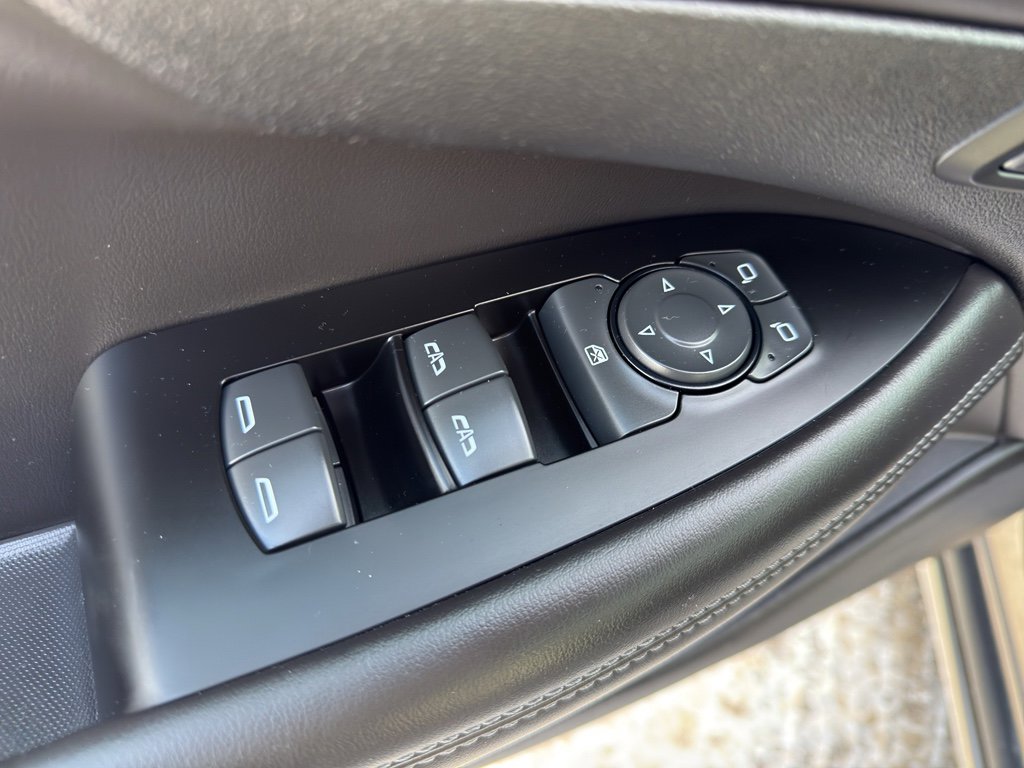 Used 2017 Buick LaCrosse Premium image 12