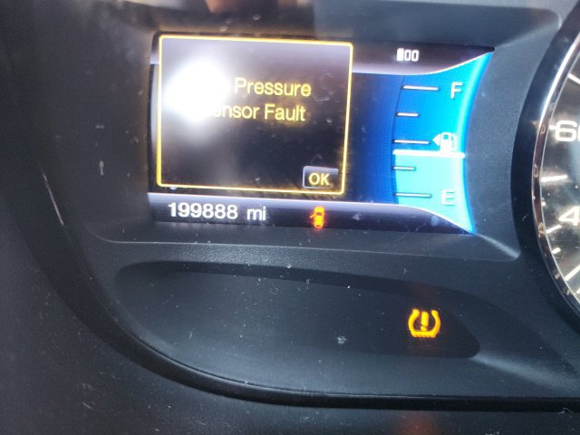 Used 2013 Ford Edge SEL FWD image 48