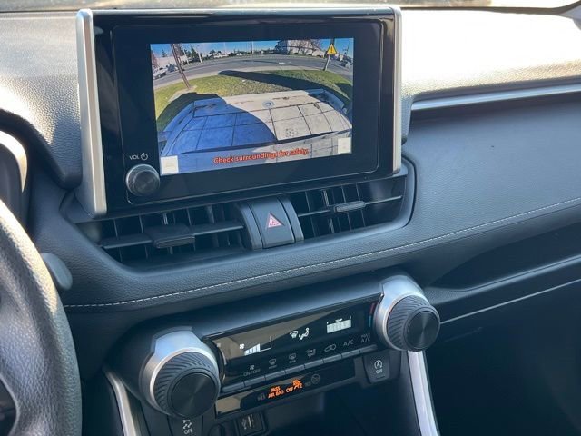 Used 2025 Toyota RAV4 LE image 18