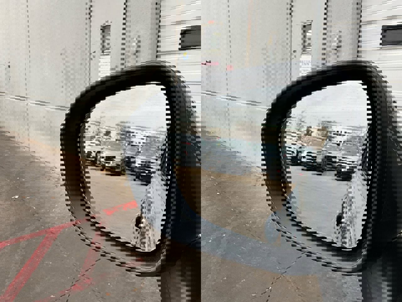 Used 2025 Nissan Rogue SV image 19