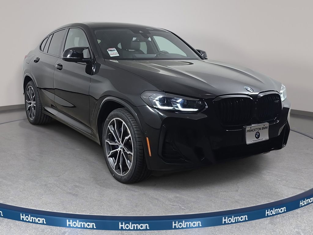 Certified 2024 BMW X4 M40i w/ Premium Package AWD/4WD image 4