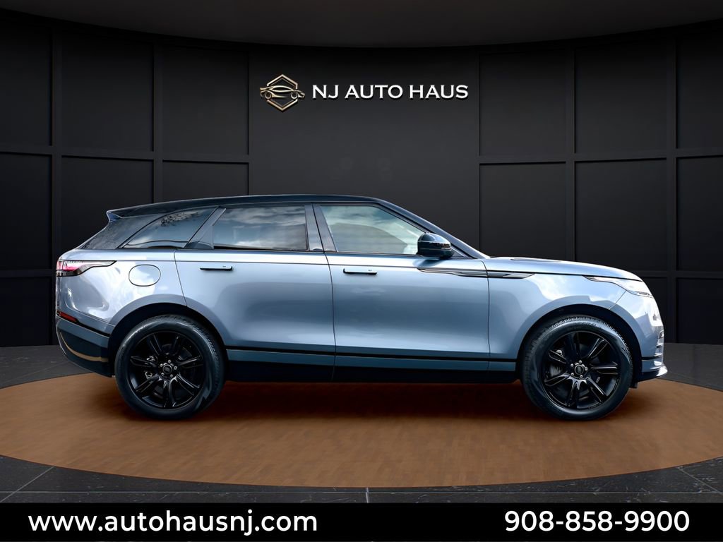Used 2022 Land Rover Range Rover Velar R-Dynamic S image 11