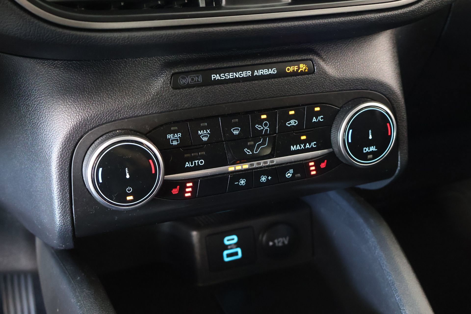 Used 2023 Ford Escape Active AWD/4WD image 7