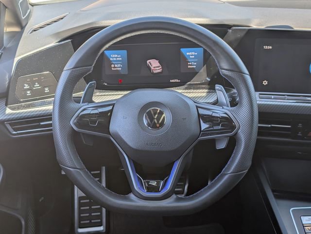 Used 2022 Volkswagen Golf R image 13