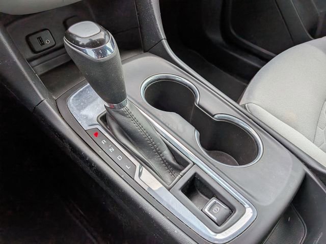 Used 2018 Chevrolet Equinox LS image 26