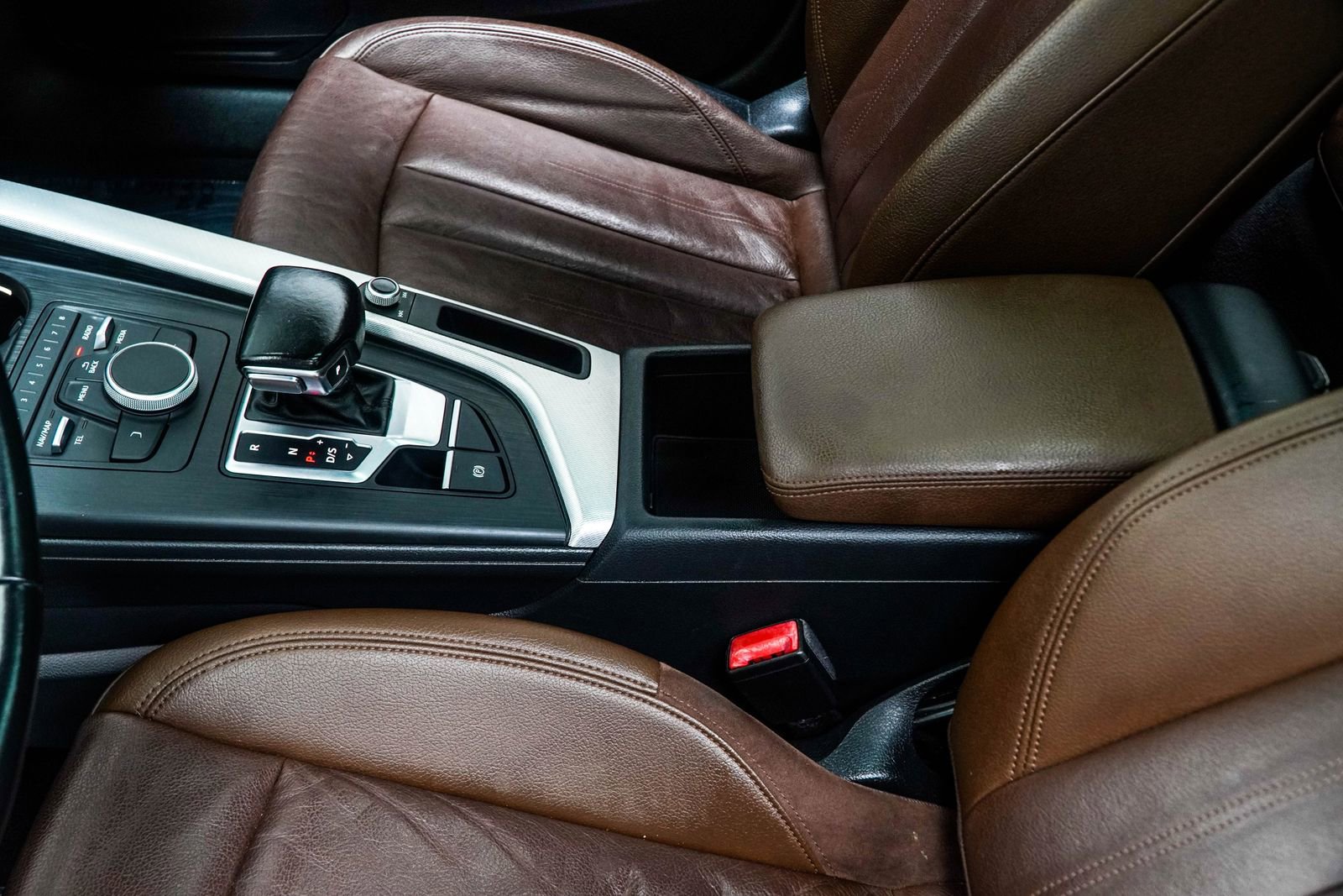 Used 2017 Audi A4 2.0T Ultra Premium w/ Convenience Package FWD image 17