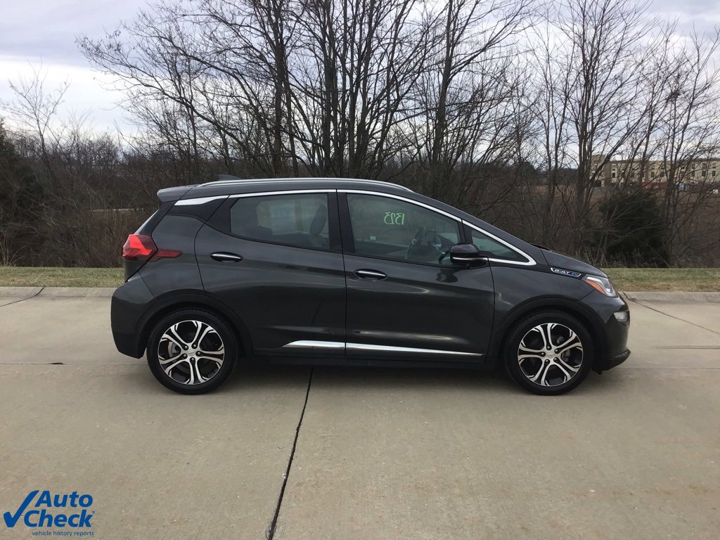 Used 2019 Chevrolet Bolt Premier w/ Infotainment Package image 2