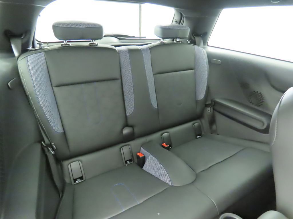 Used 2026 MINI Cooper 2-Door Hardtop image 23