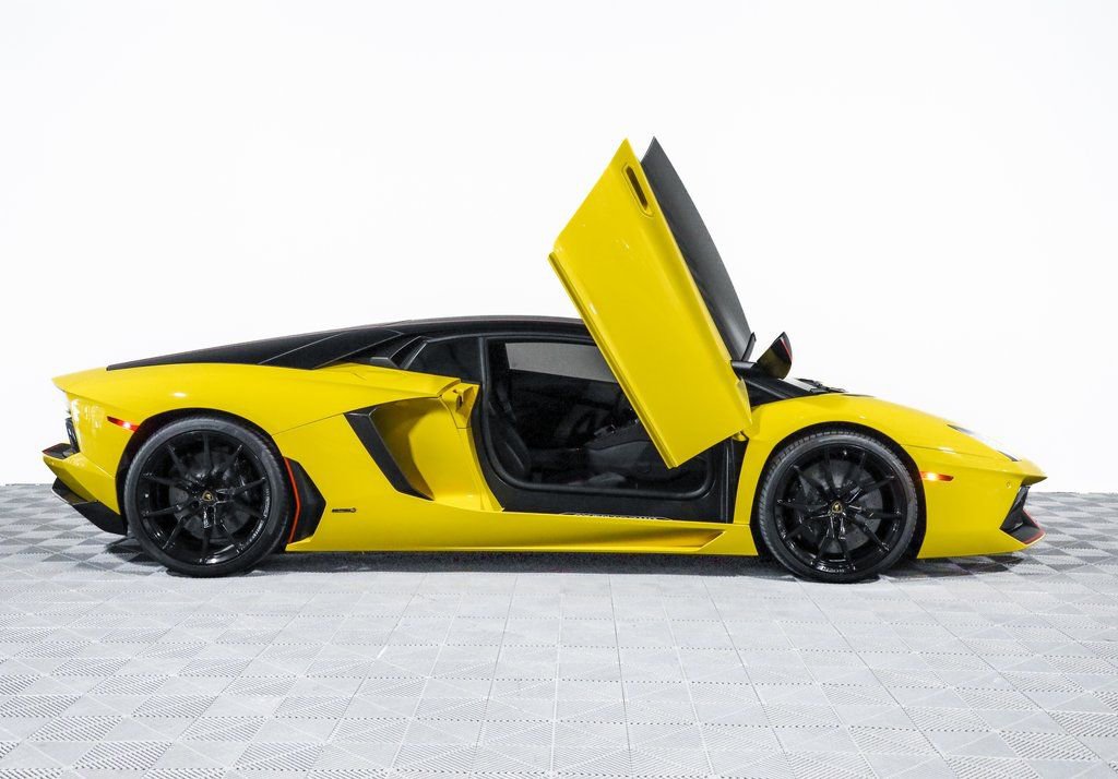 Used 2016 Lamborghini Aventador LP 700-4 AWD/4WD image 22