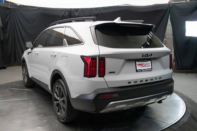 Used 2022 Kia Sorento SX Prestige image 11