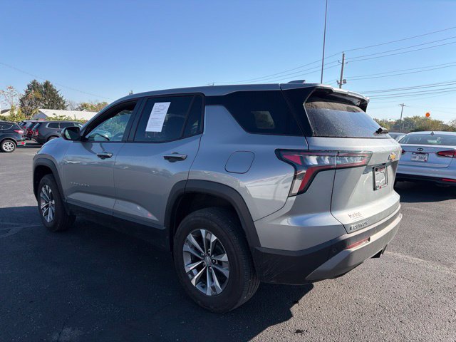 Used 2025 Chevrolet Equinox LT FWD image 5