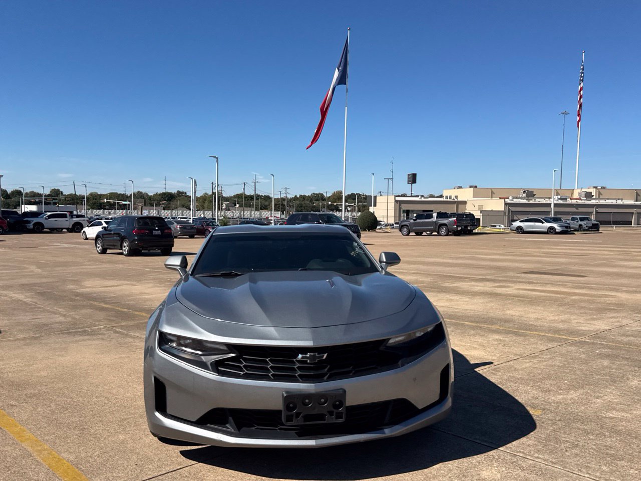 Used 2023 Chevrolet Camaro LT RWD image 5