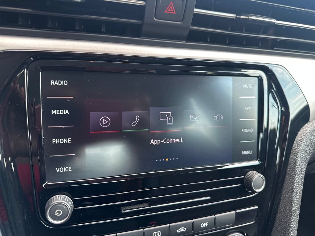 Certified 2021 Volkswagen Passat 2.0T S FWD image 14