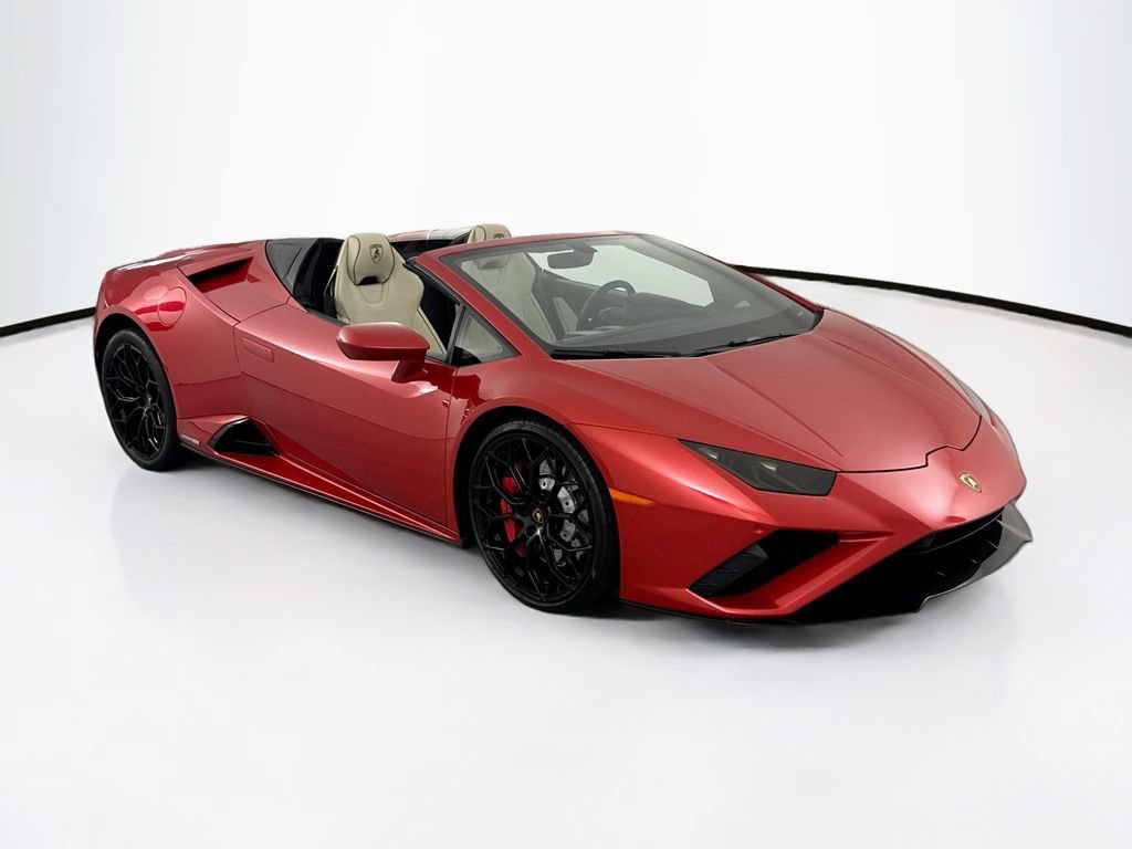 Used 2022 Lamborghini Huracan EVO RWD image 3