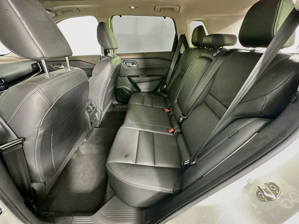 Certified 2023 Nissan Rogue SL w/ SL Premium Package AWD/4WD image 34