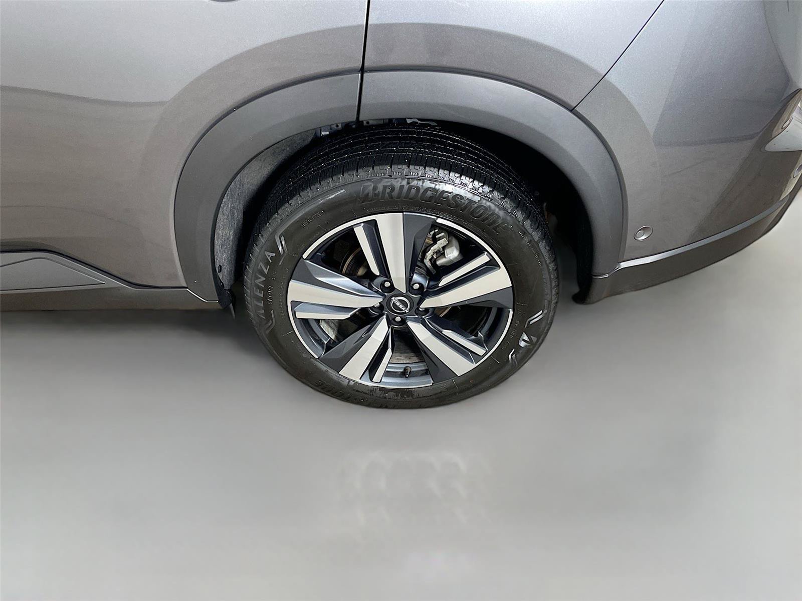 Used 2026 Nissan Rogue SL AWD/4WD image 29