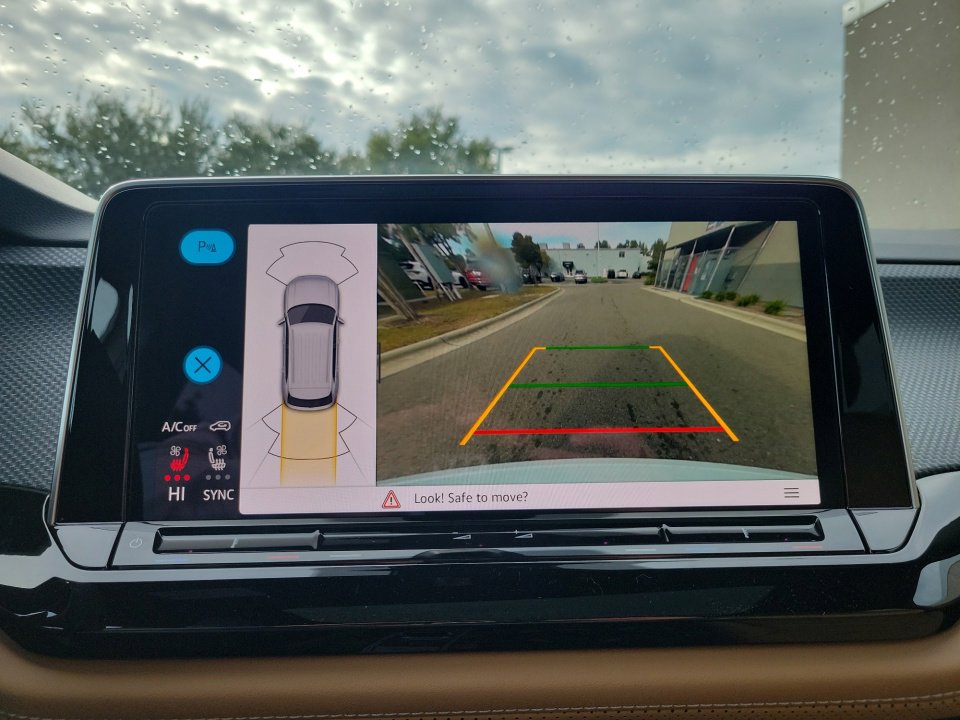 New 2026 Volkswagen Atlas Cross Sport SEL R-Line image 19