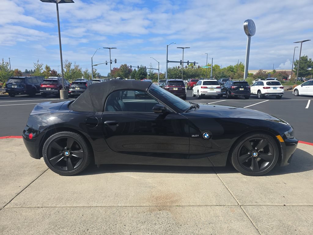 Used 2006 BMW Z4 3.0i RWD image 5