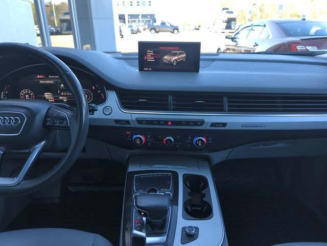 Used 2018 Audi Q7 2.0T Premium Plus w/ Premium Plus Package AWD/4WD image 24