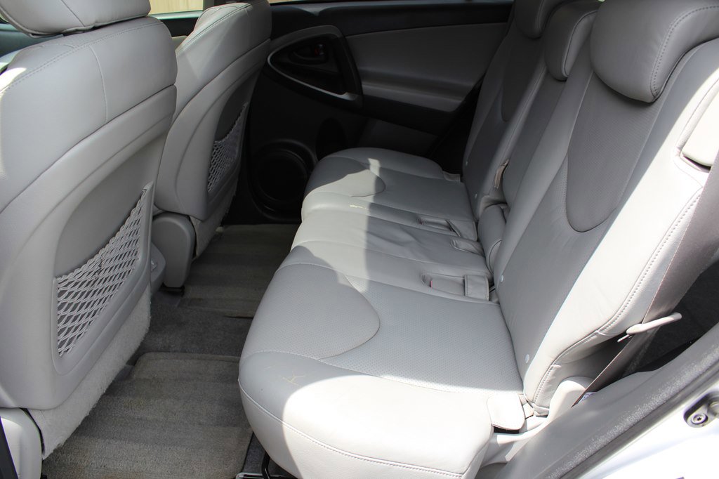 Used 2009 Toyota RAV4 Limited image 28