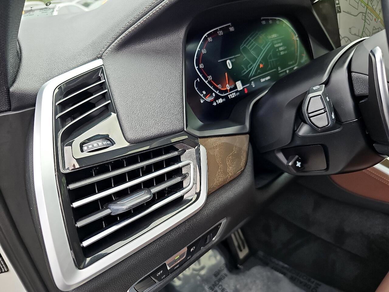 Used 2022 BMW X5 xDrive40i w/ M Sport Package image 34