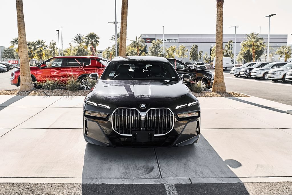 Used 2024 BMW 740i w/ Premium Package RWD image 6