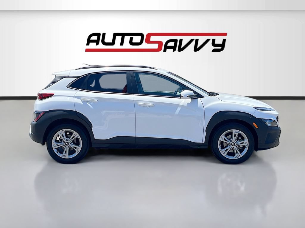 Used 2023 Hyundai Kona SEL w/ Convenience Package FWD image 8