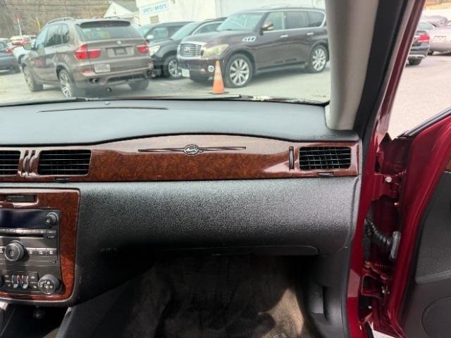 Used 2011 Chevrolet Impala LT w/ Luxury Edition Package image 35