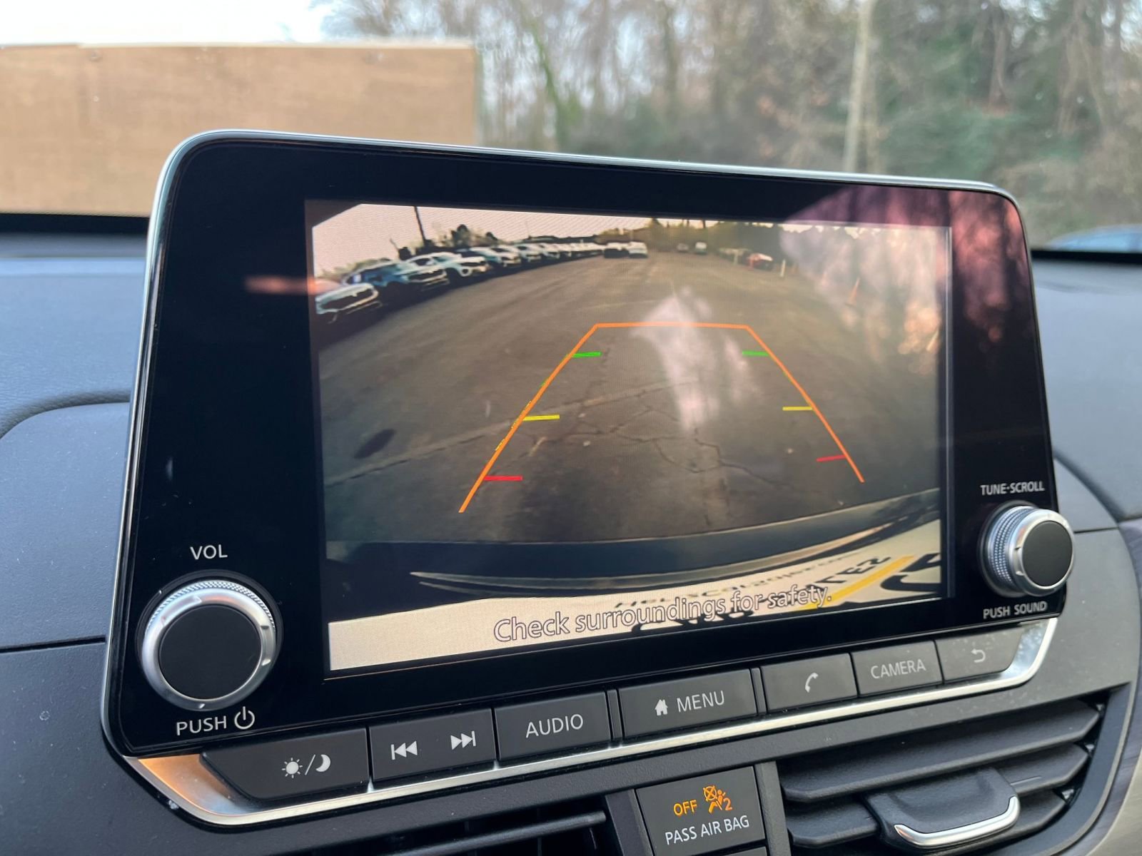 Used 2025 Nissan Altima 2.5 SV image 17