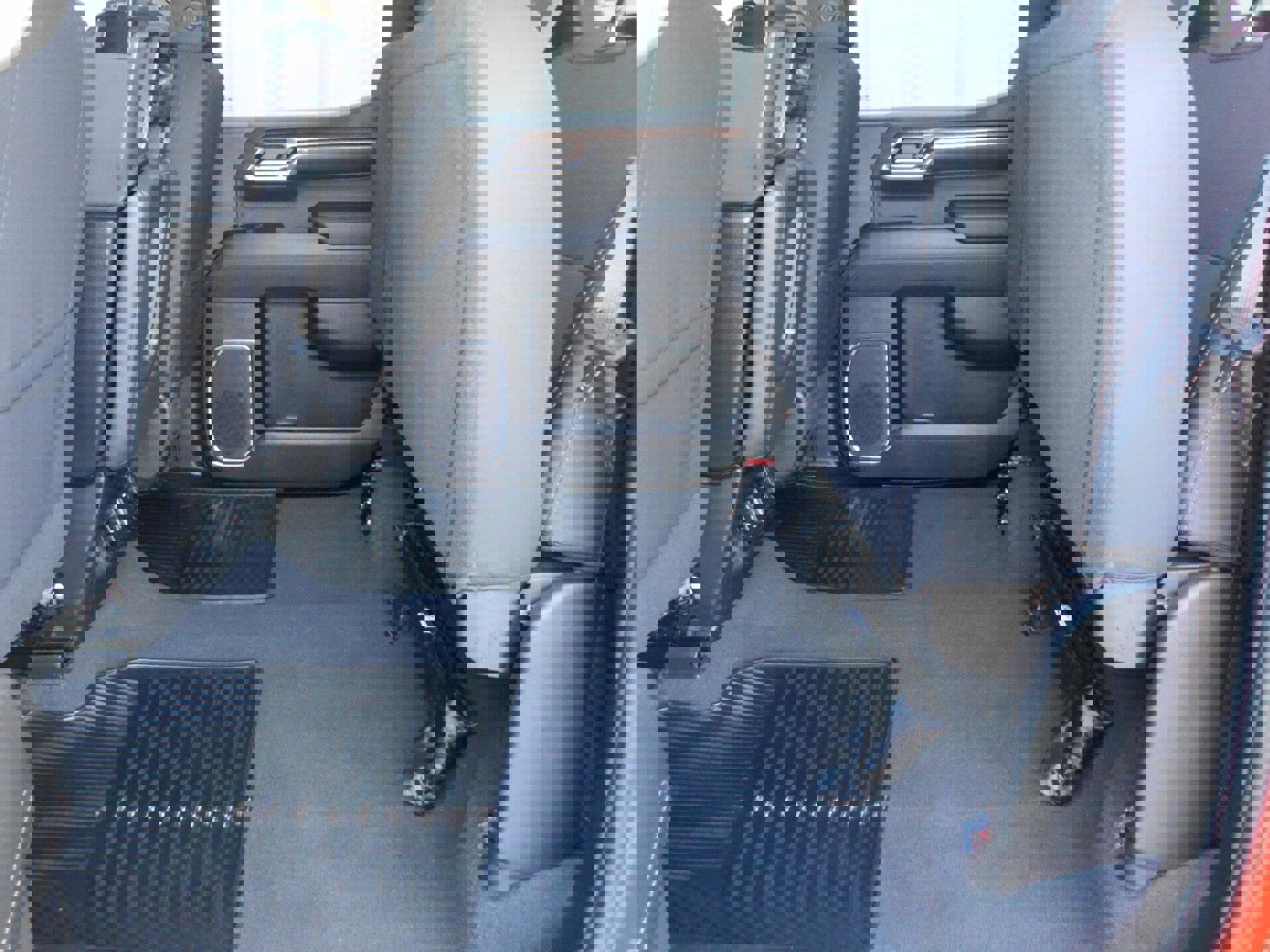 Used 2023 Chevrolet Silverado 1500 LT w/ Z71 Off-Road Package image 13