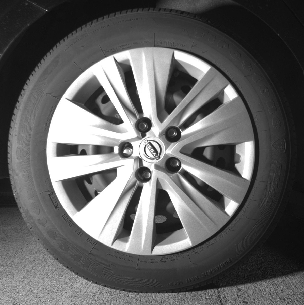Used 2025 Nissan Sentra S FWD image 15