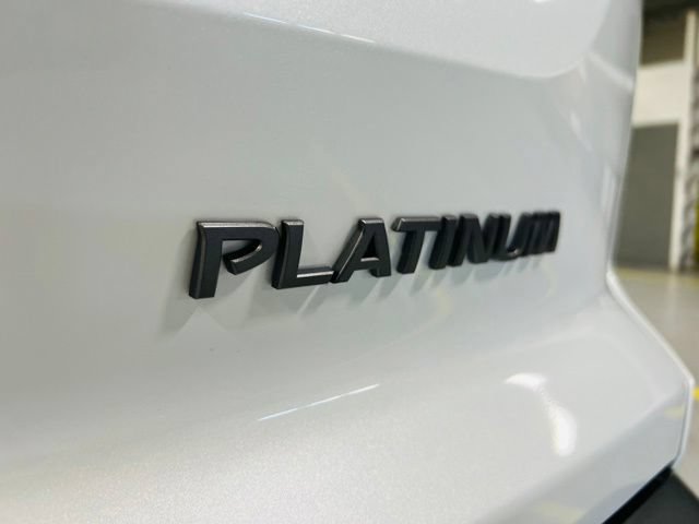 New 2026 Nissan Pathfinder Platinum FWD image 22