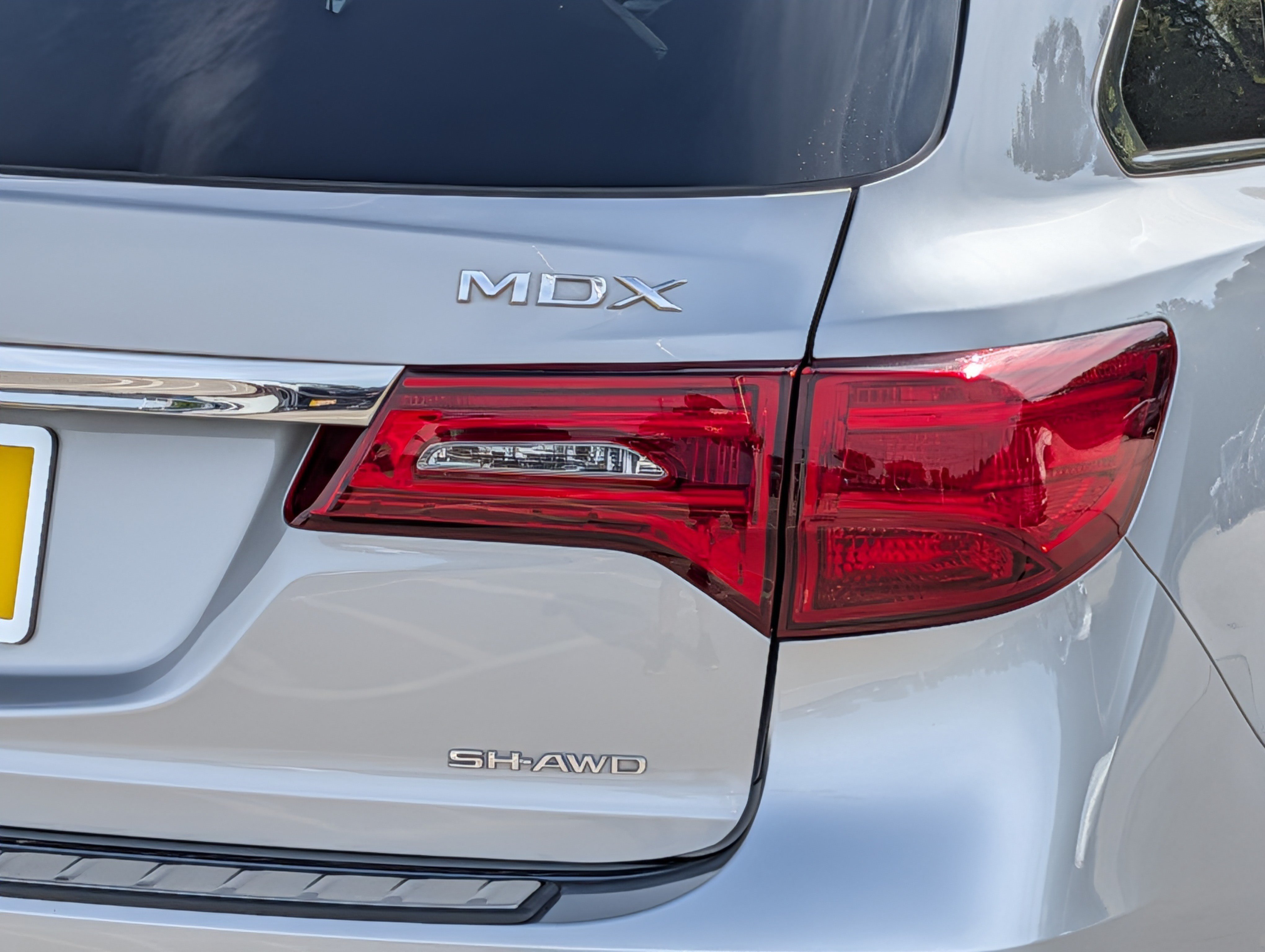 Used 2019 Acura MDX w/ Technology Package AWD/4WD image 10